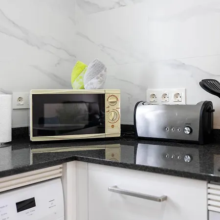 Apartament Califa 8 *